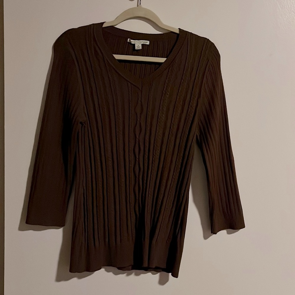 Carolyn Taylor Brown Sweater 3/4 Sleeves